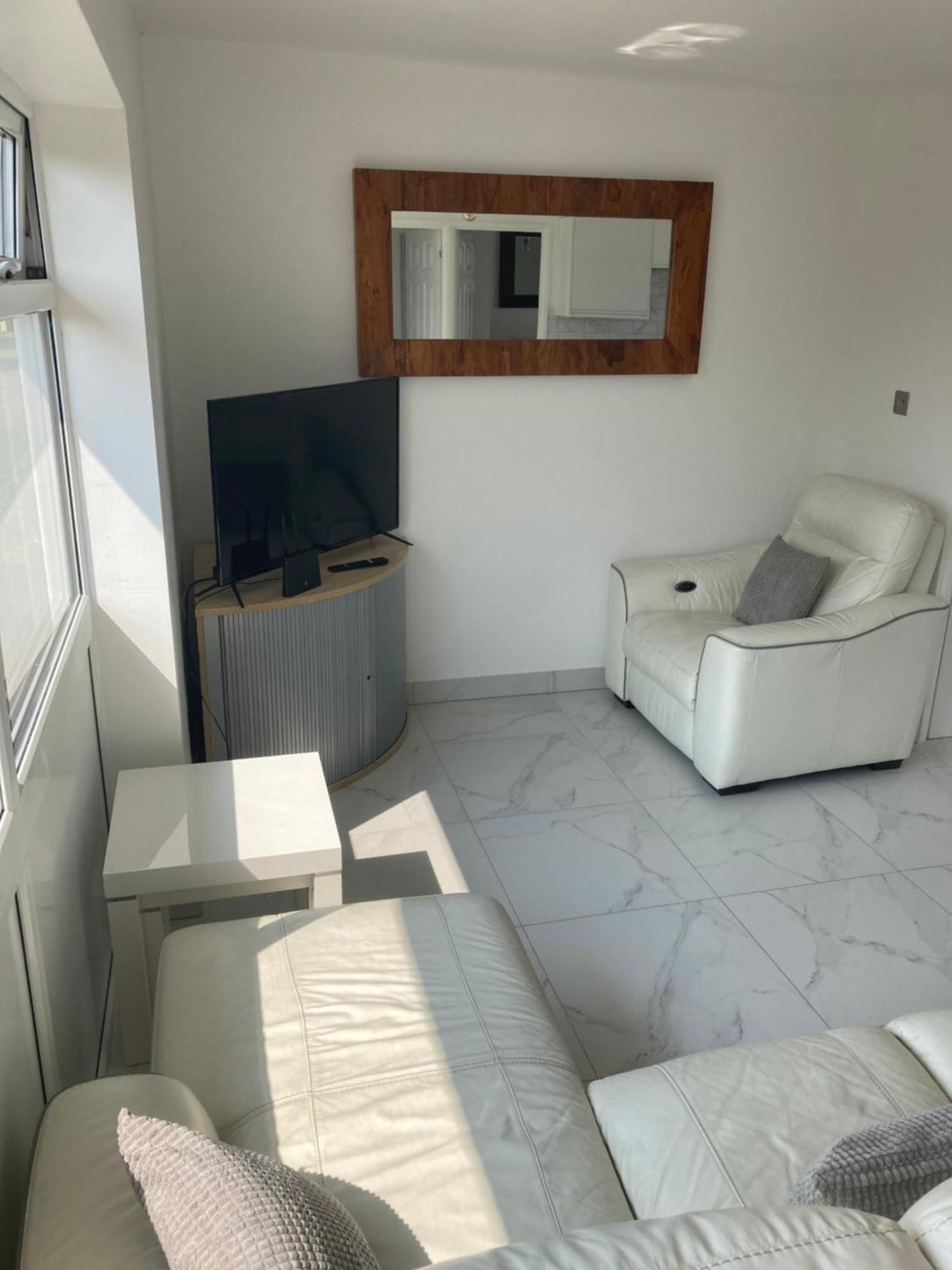2 Bed Chalet Romney Sands Greatstone Εξωτερικό φωτογραφία